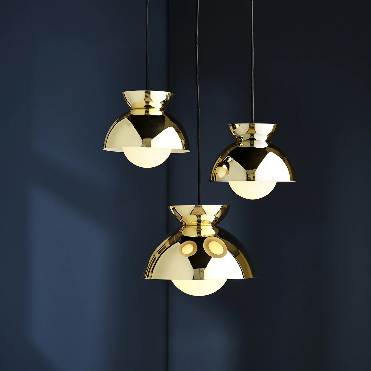 Butterfly Pendant Ø21cm, Brass