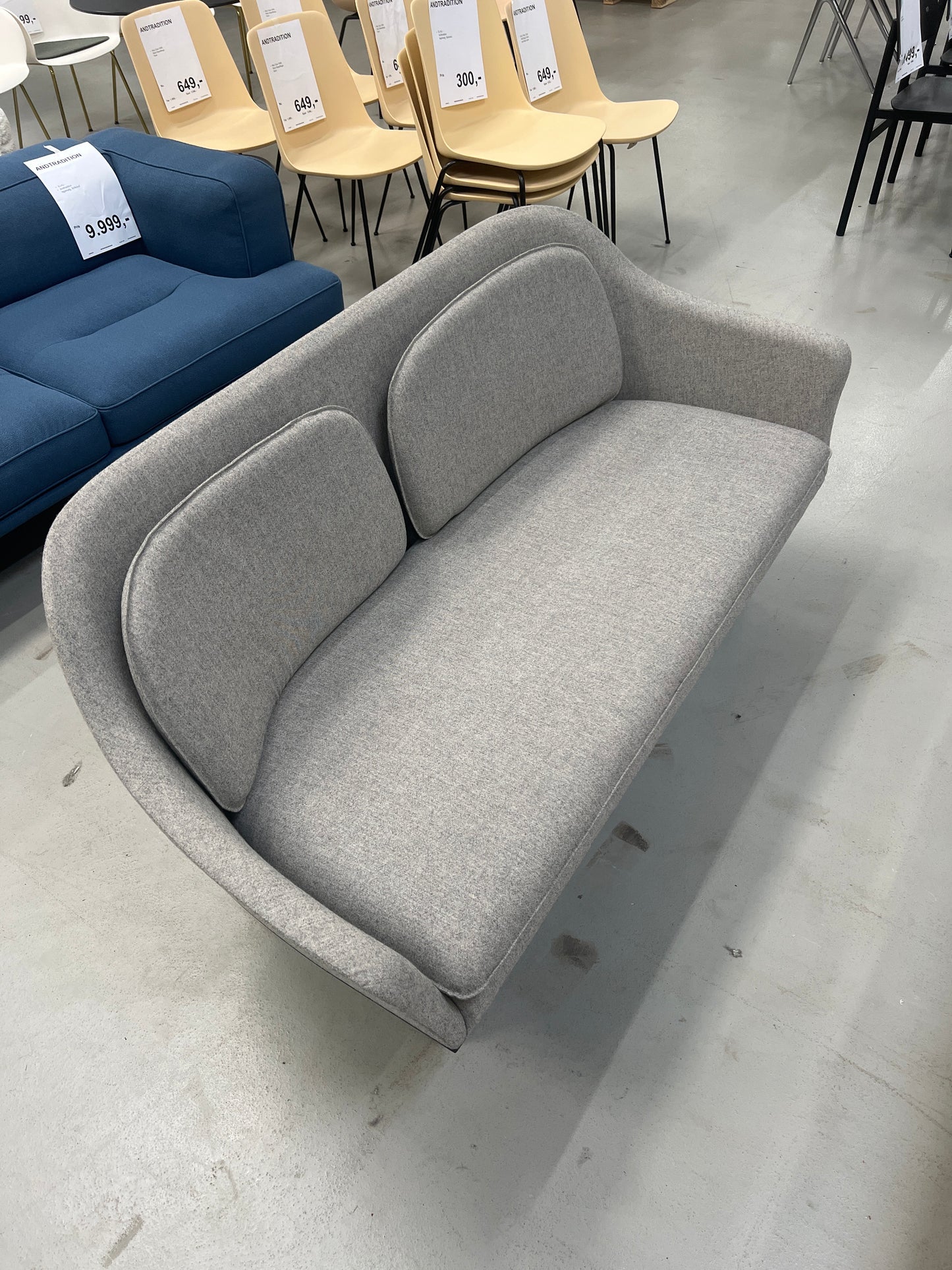Lunar Sofa