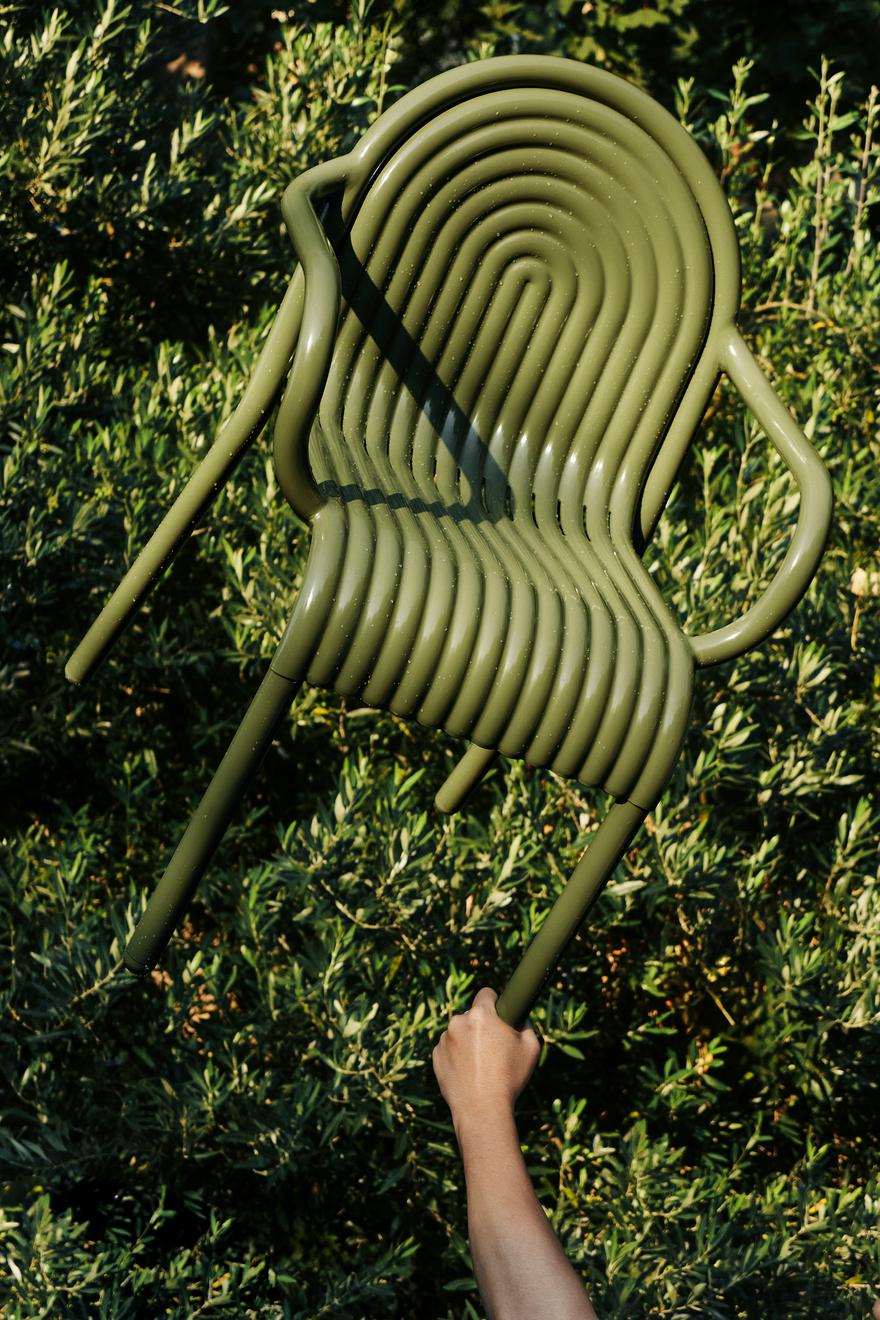 Groove Arm Chair fra Tom Dixon