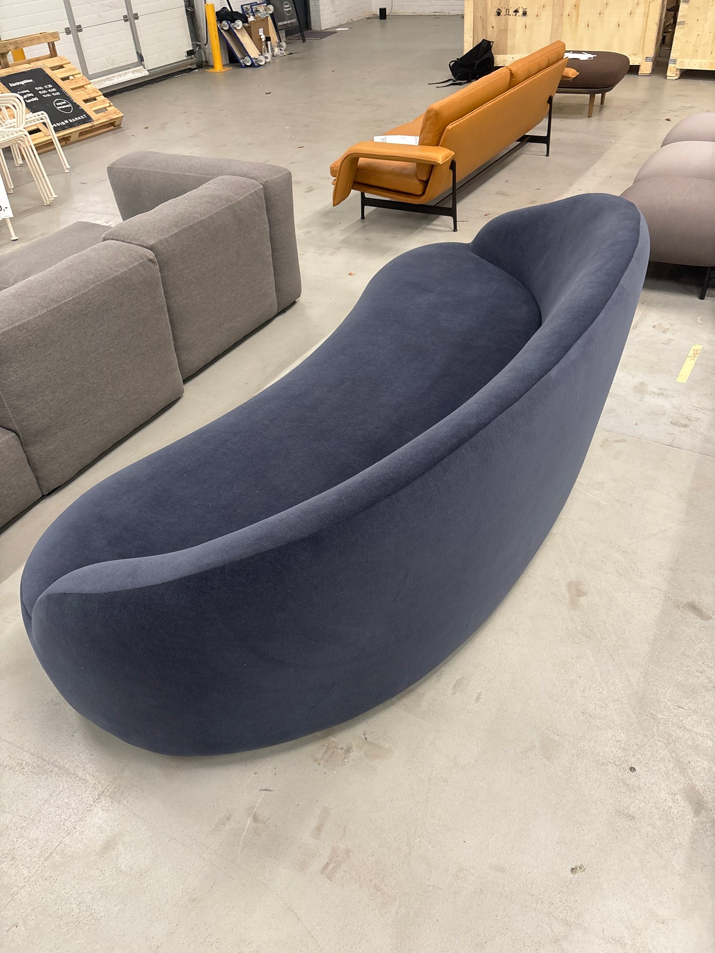 Margas LC4 Sofa Fra Andtradition