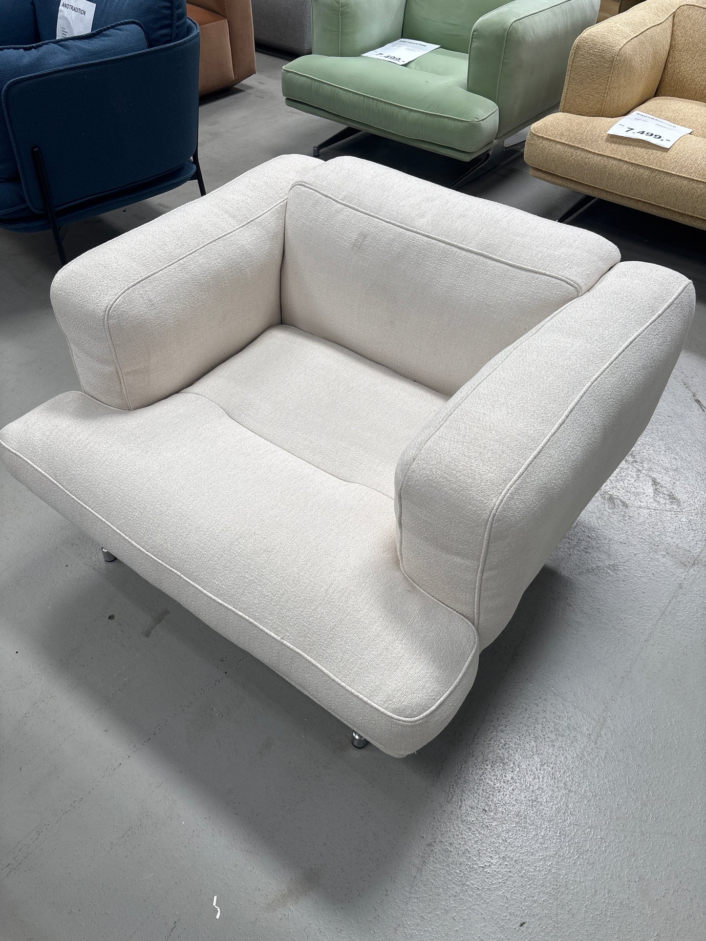 Inland AV21 Lounge Chair