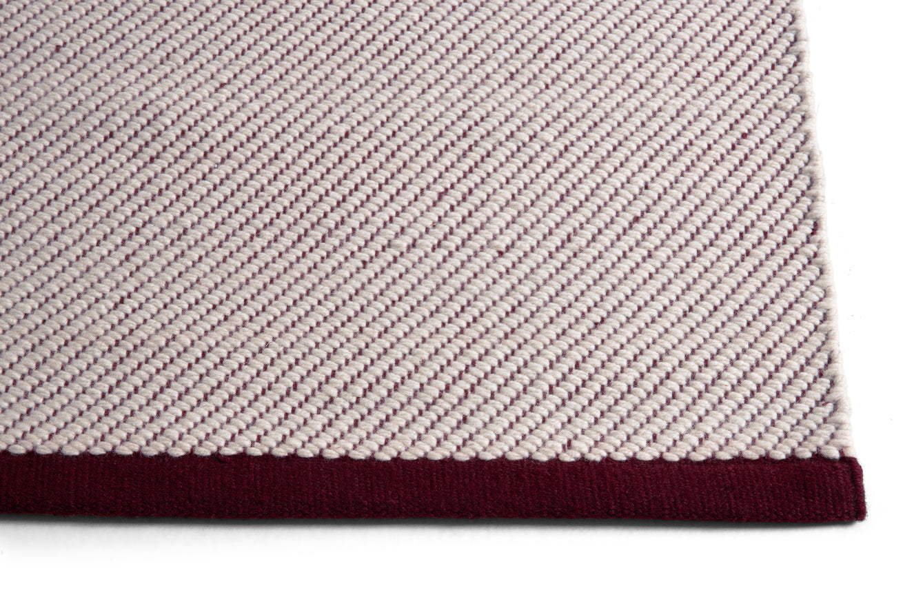 Bias Rug 170x240 cm Cherry Tint