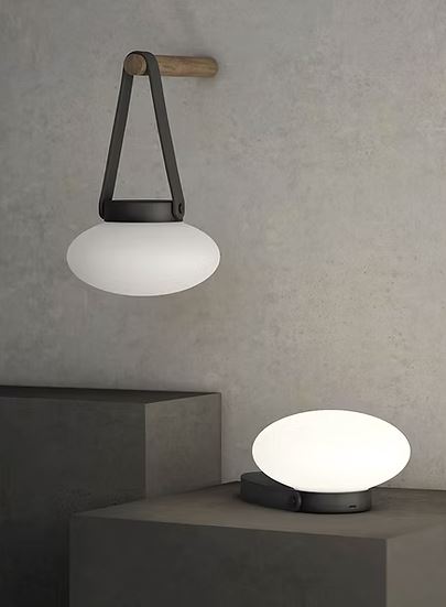 Mūn Outdoor Portable Lamp