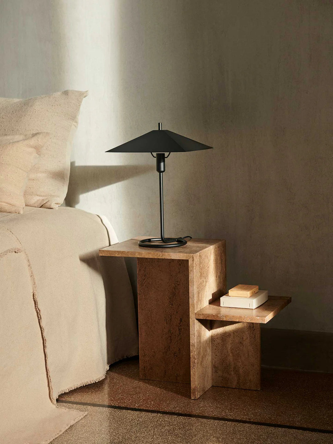 Filo Table Lamp
