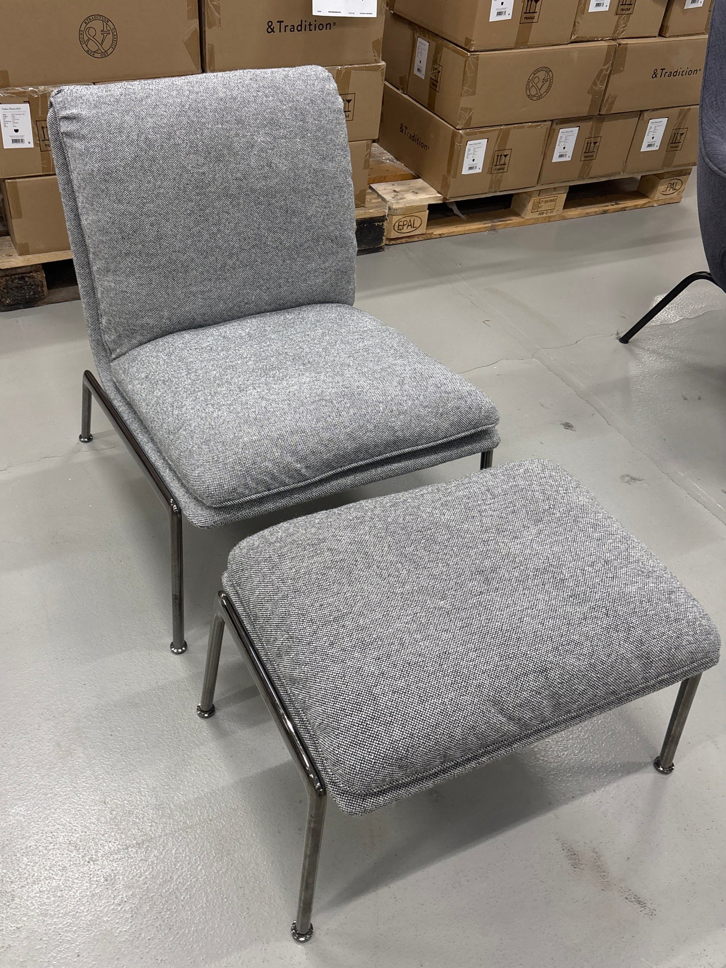 Muno LN18 Lounge Chair + skammel