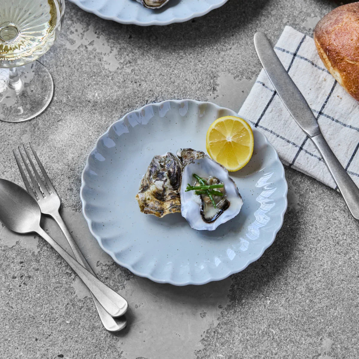 Desserttallerken Scallop, Lyseblå
