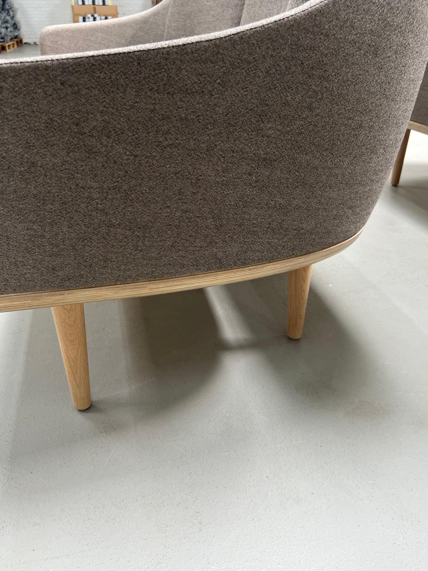 Lunar sofa, eg, Main Line Flax 23