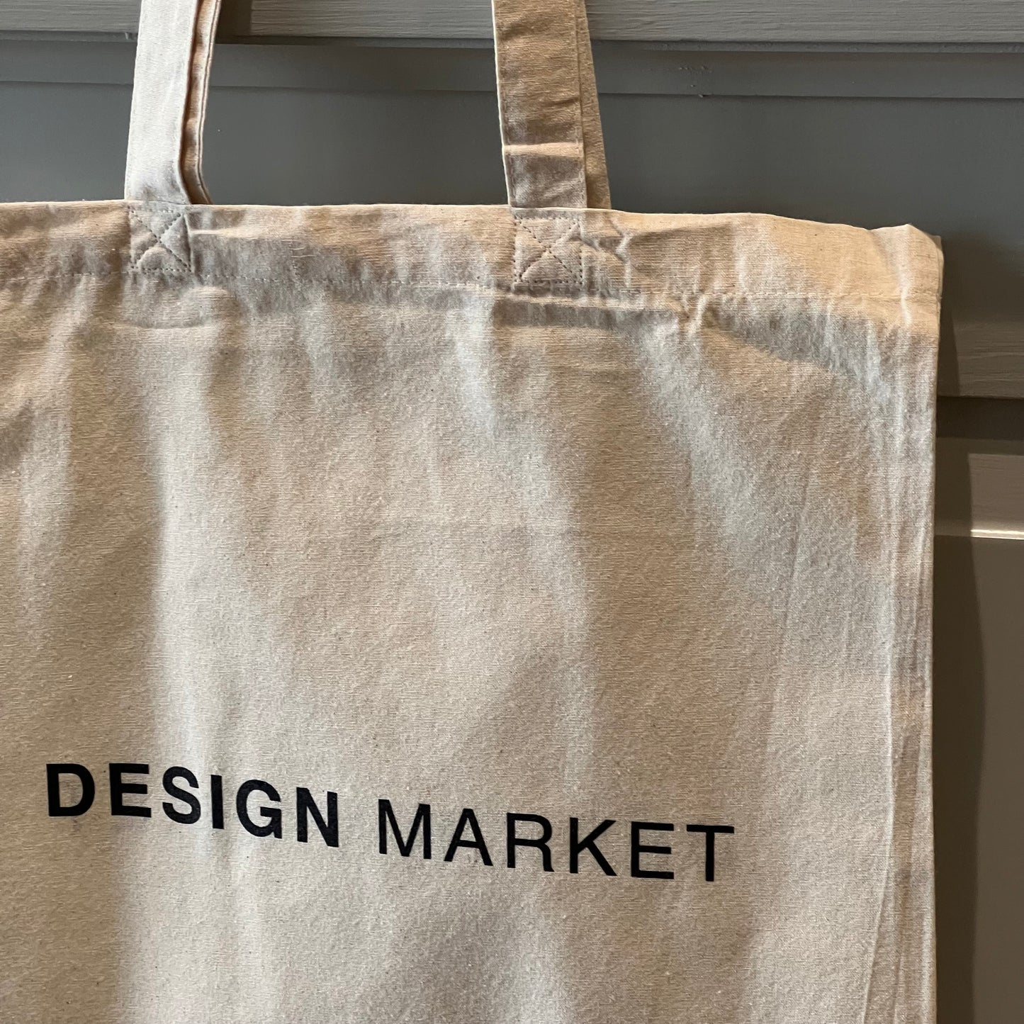 Design Market Tote Bag