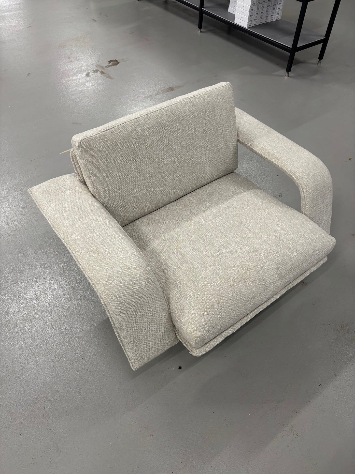 Meantime AV29 Lounge Chair