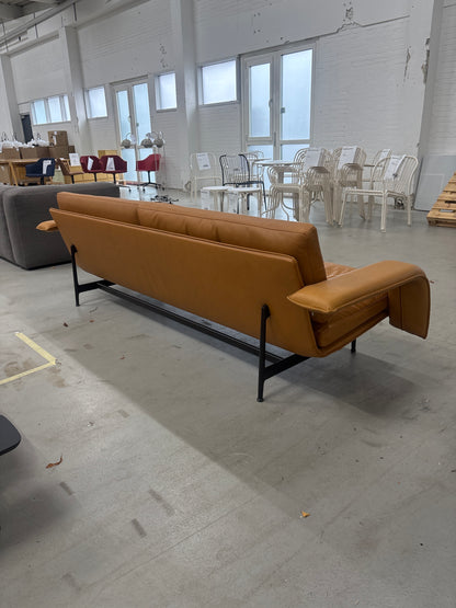 Meantime AV30 2 Pers. Sofa fra &Tradition