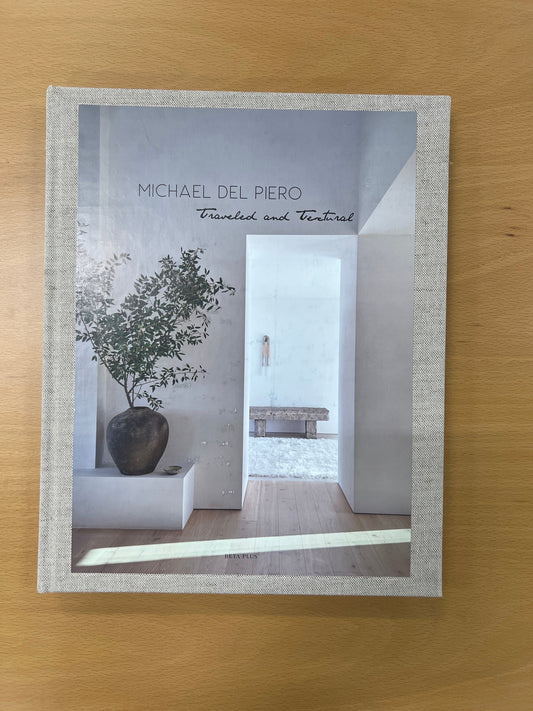 Michael Del Piero, Traveled and Textural
