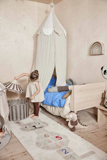 Rabbit Hopscotch Tæppe